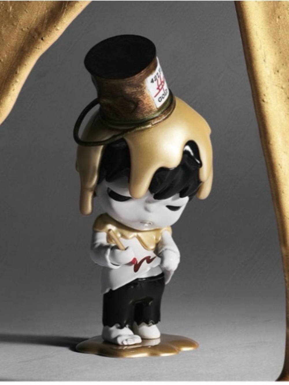 POP MART Hirono – Gold Paint 🎨 | Reshape Series | Discontinued (2022)
